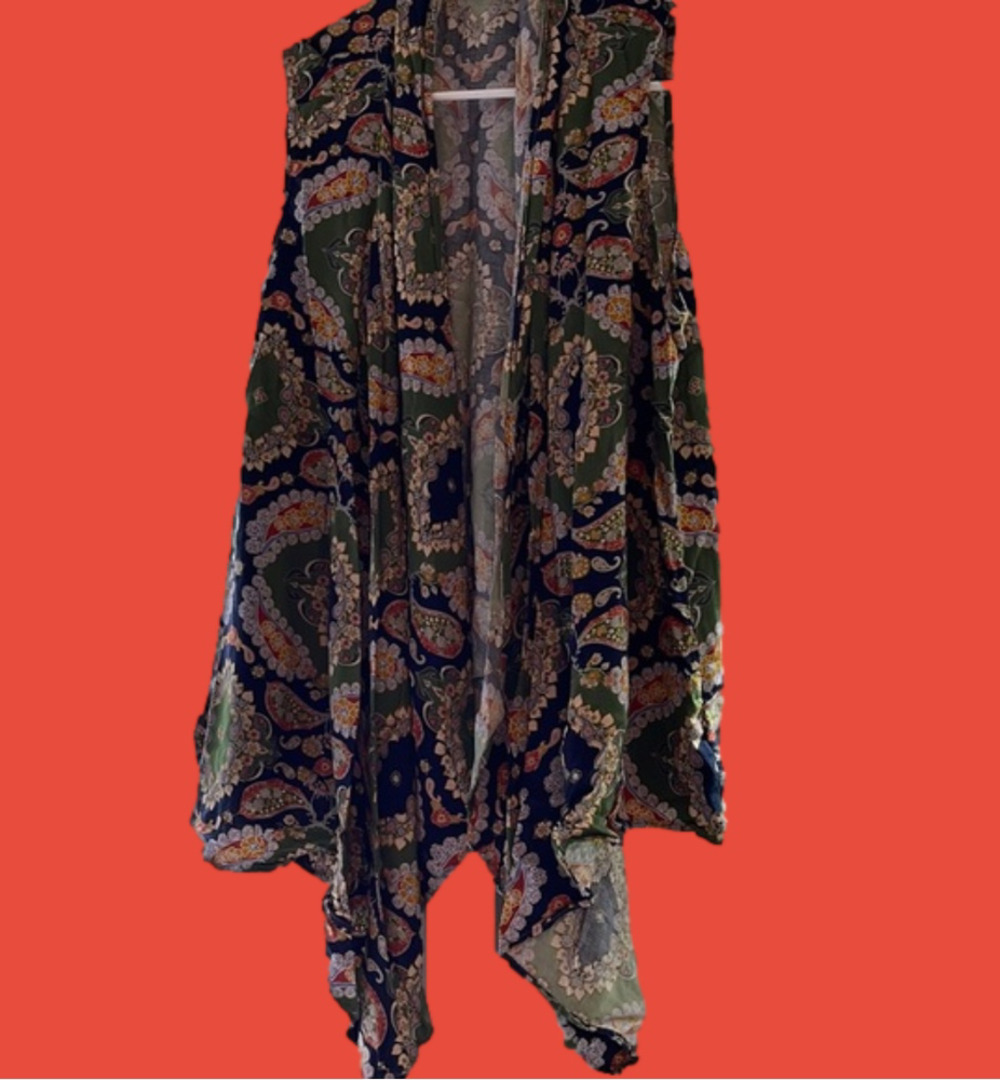 Nice rayon sleeveless cardigan 18/20